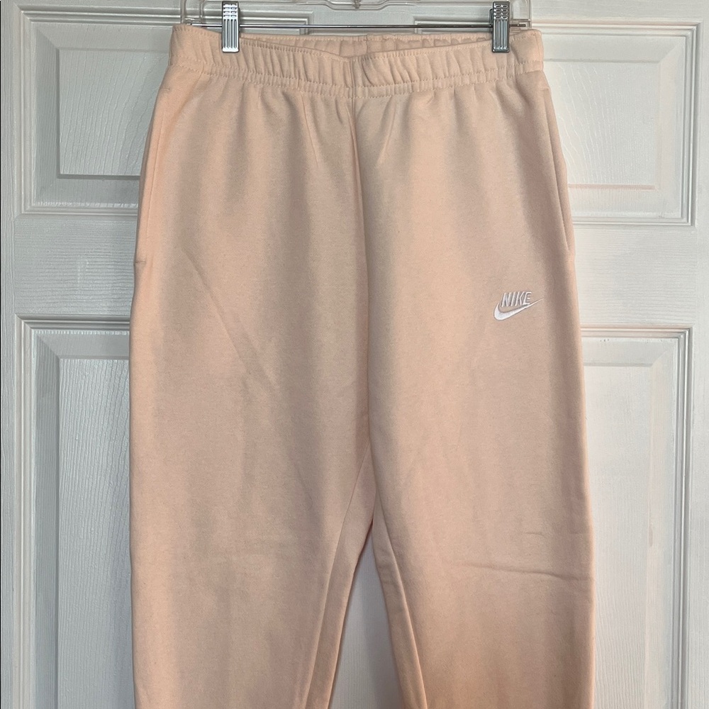 Nike Men’s Jogger Sweatpants Guava Ice Size M - NWOT - Picture 3 of 12